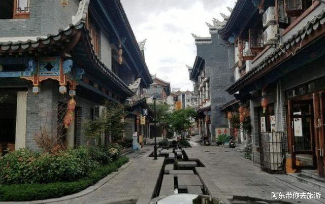 逃出林中村